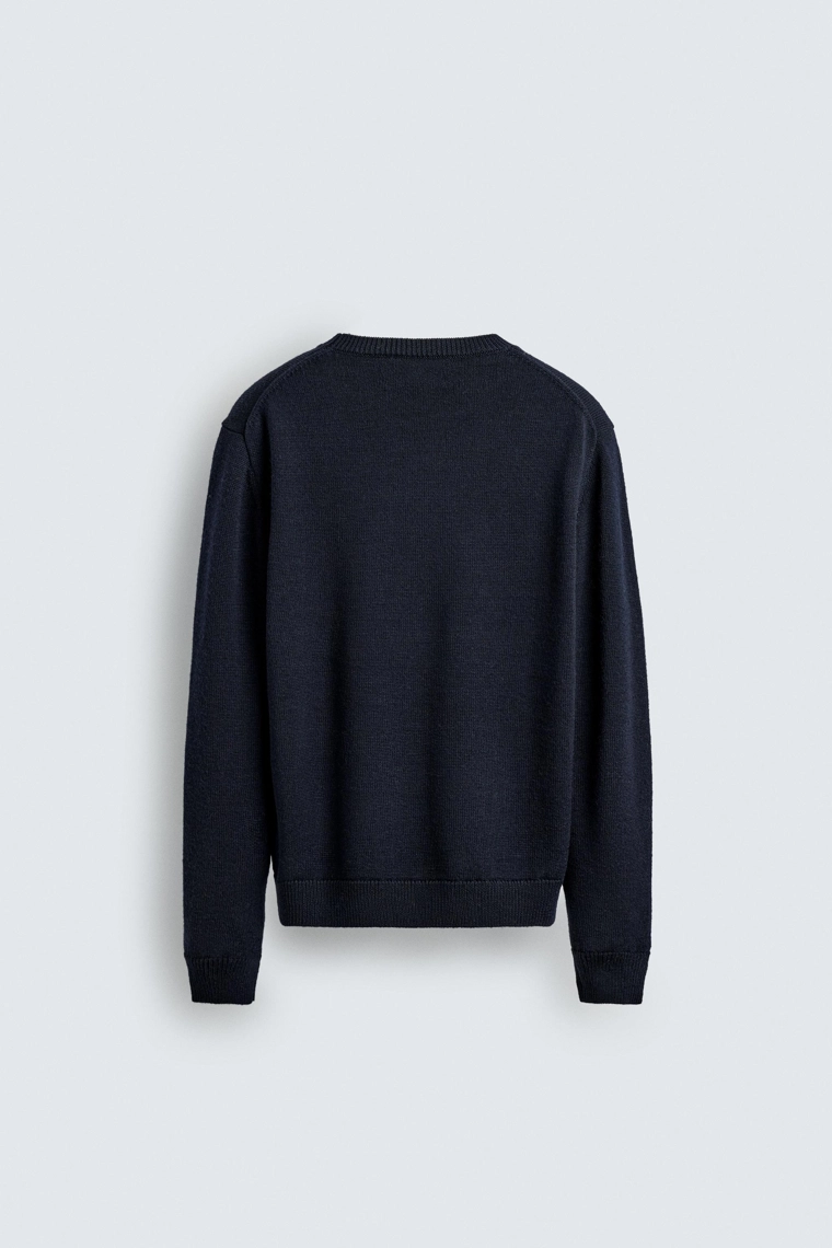 Теплый свитер из мериносовой шерсти