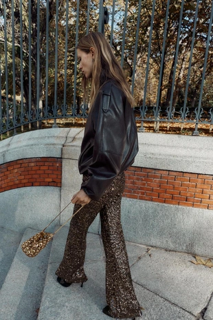 Легинсы FLARE с пайетками- Заказать в России
