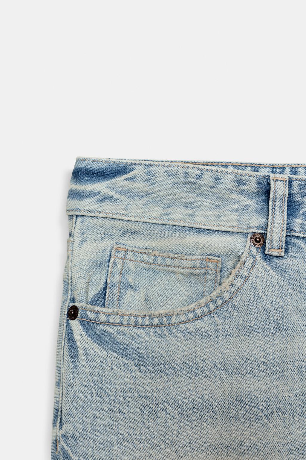 ДЖИНСЫ TRF С НИЗКОЙ ПОСАДКОЙ И ПРИНТОМ ГРИНЧ™