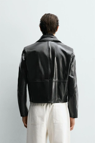 Куртка из блестящей кожи- Заказать в России