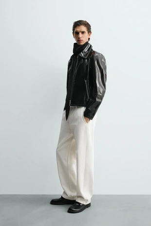 Куртка из блестящей кожи- Заказать в России