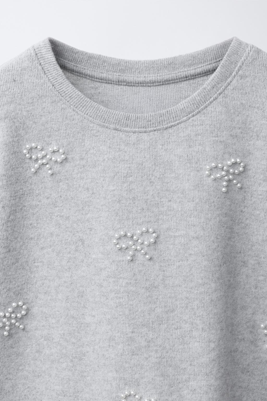 ЛОНГСЛИВ SOFT TOUCH С БАНТАМИ И БУСИНАМИ