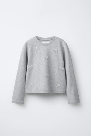 Лонгслив SOFT TOUCH с бантами и бусинами