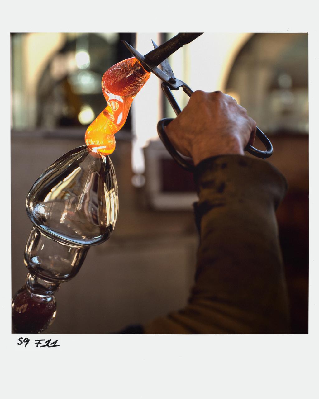 Ваза из продувного стекла с ручкой x la granja