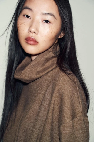 Мягкий топ с металлической деталью- Заказать в России