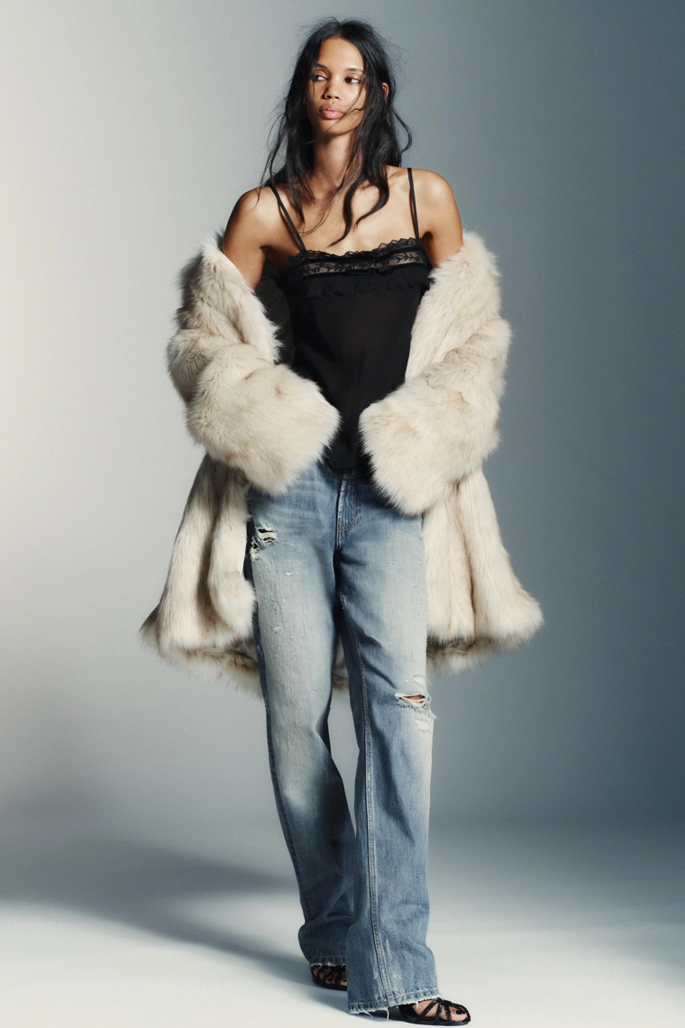 Топ из георгетты с бантами