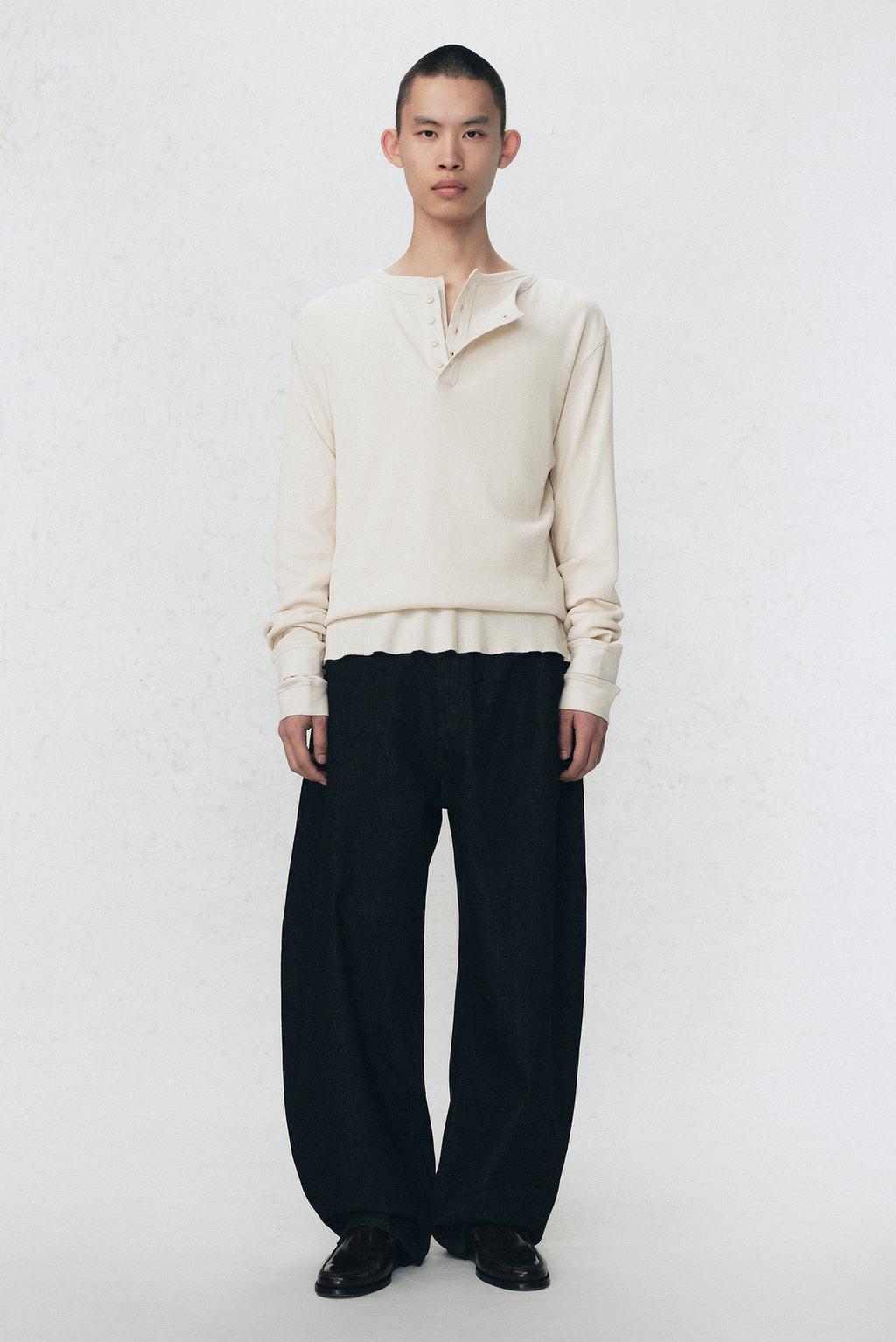 Рубашка с воротником henley из вафельного трикотажа soshiotsuki x zara