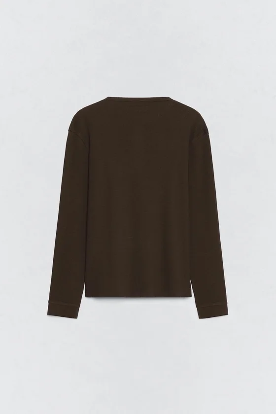 Мужская футболка с длинными рукавами и гофре от Zara «Soshiotsuki»