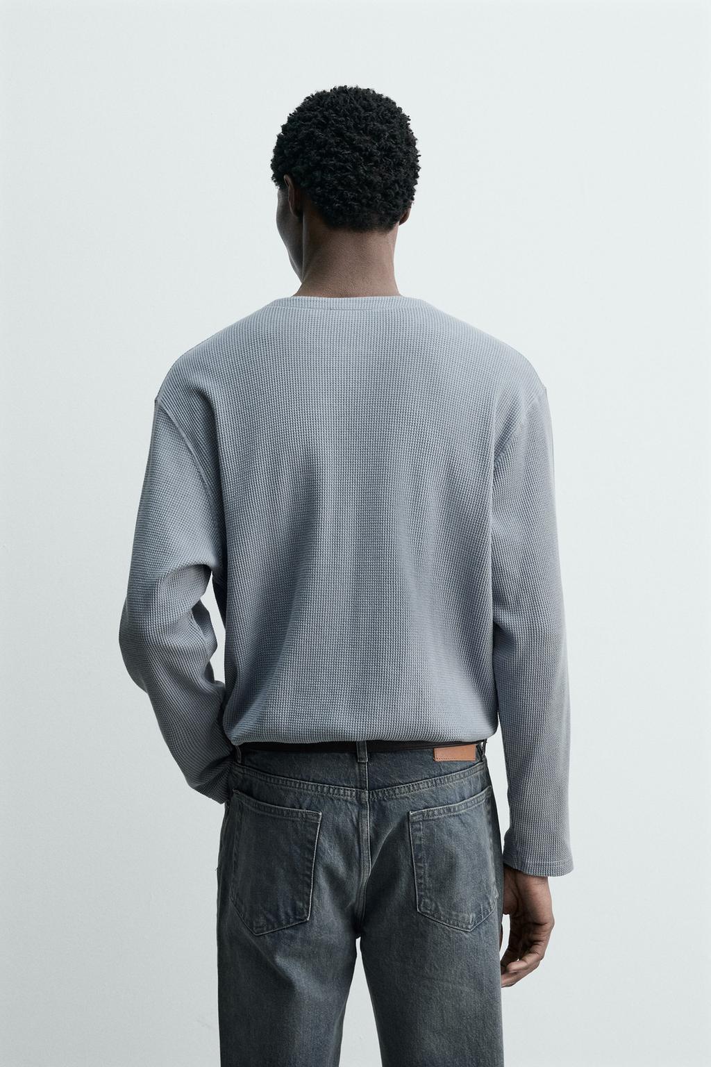 ФУТБОЛКА ВАФЕЛЬНОГО ПЕРЕПЛЕТЕНИЯ С ВОРОТНИКОМ НА ПУГОВИЦАХ