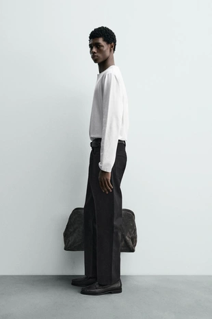 Футболка с воротником на пуговицах- Заказать в России