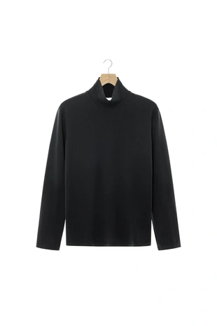 Футболка с воротником-стойкой- Заказать в России