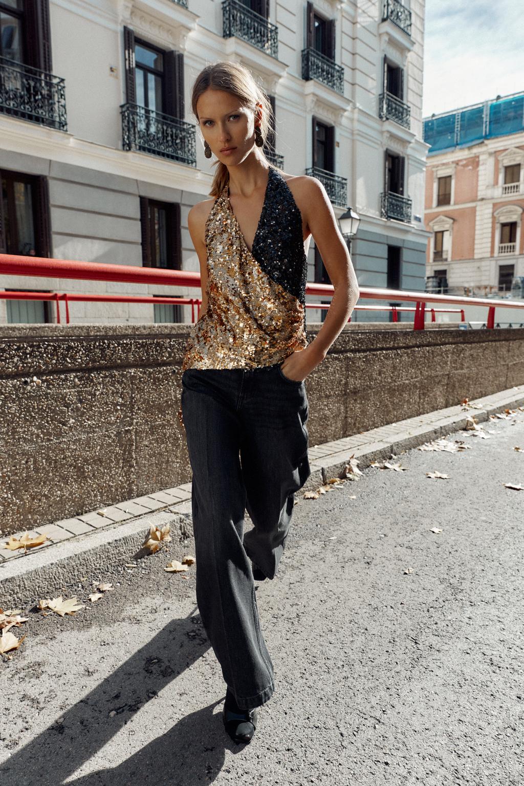 ТОП С ГОРЛОВИНОЙ ХАЛТЕР И ПАЙЕТКАМИ