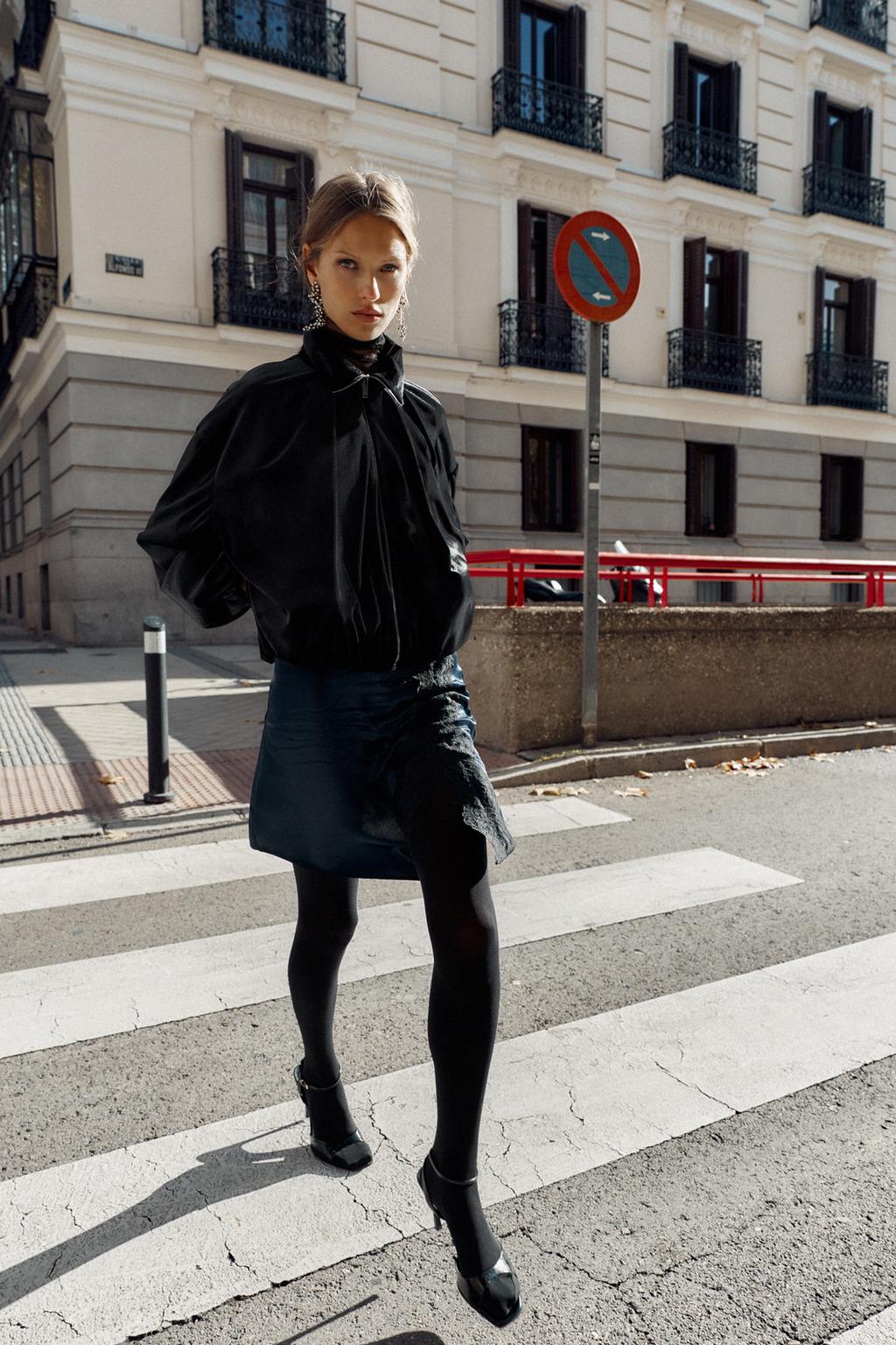 БАРХАТНЫЙ БОМБЕР