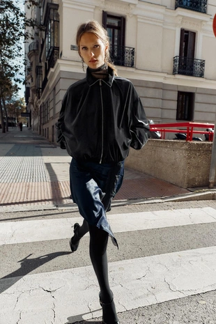 Бархатный бомбер- Заказать в России