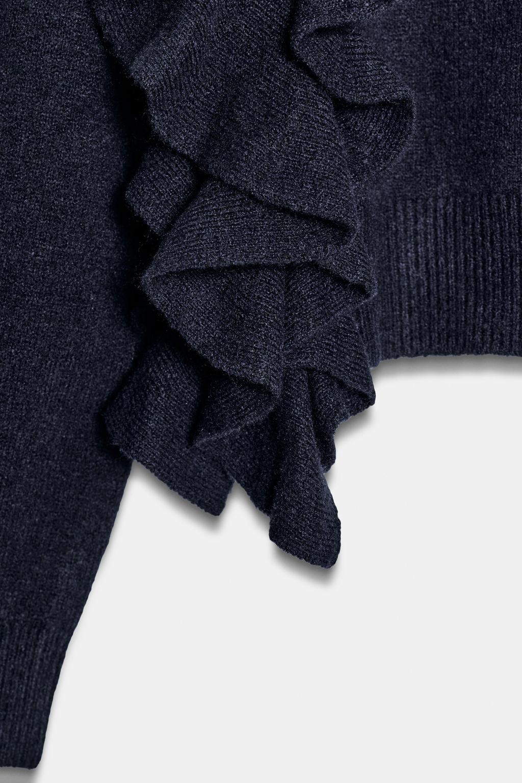 СВИТЕР С ВОЛАНАМИ