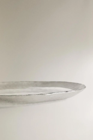 Стеклянная дессертная тарелка с серебристым ободом- Заказать в России