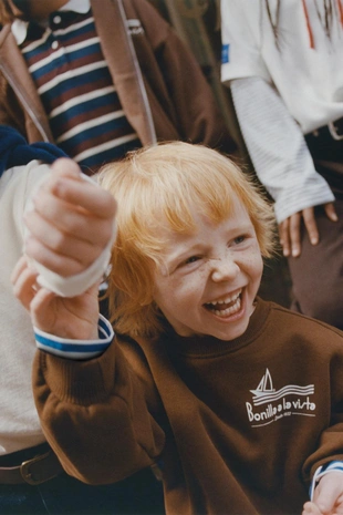 Свитшот с принтом BONILLA A LA VISTA ® от ZARA- Заказать в России