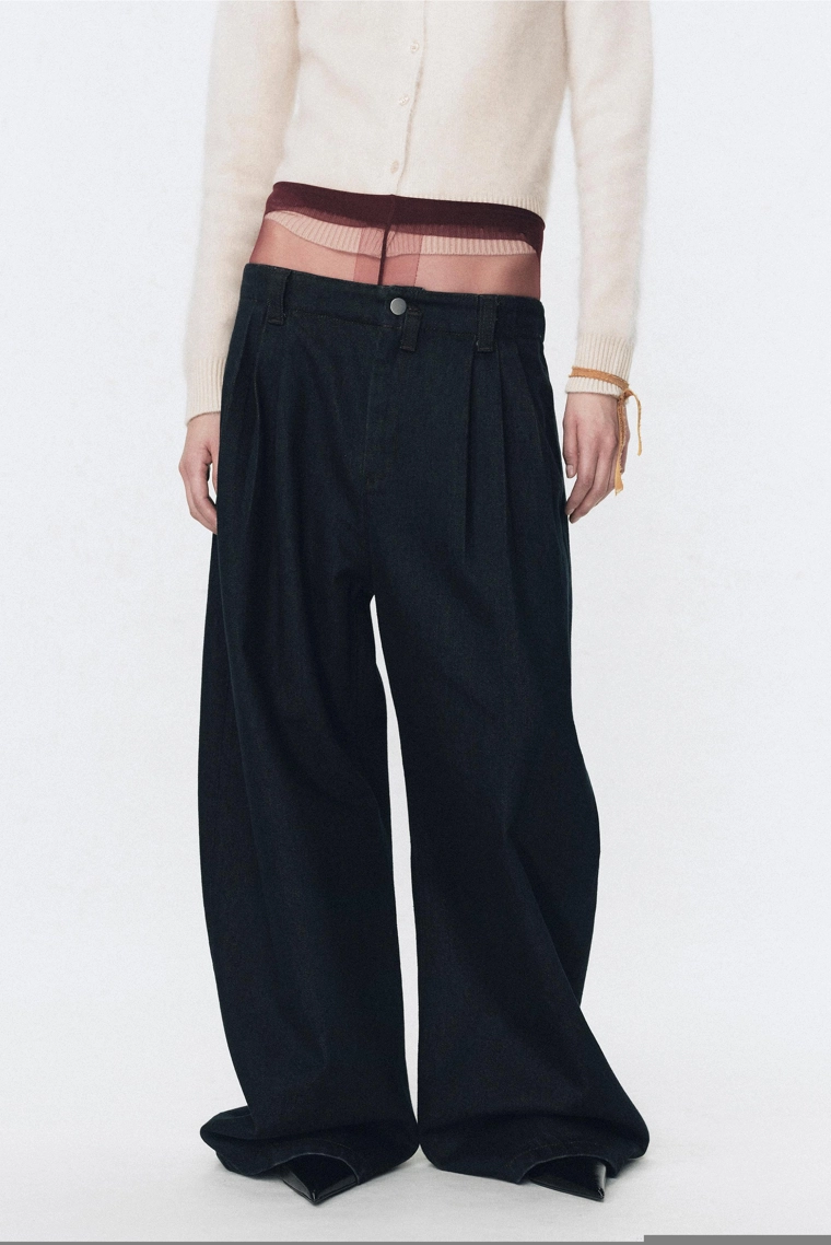 Джинсы свободного кроя с вытачками soshiotsuki x zara