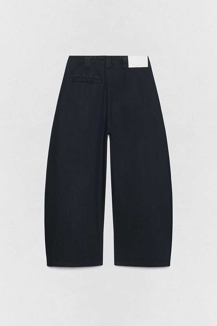 Джинсы свободного кроя с вытачками soshiotsuki x zara