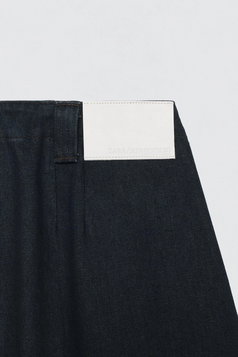 Джинсы свободного кроя с вытачками soshiotsuki x zara