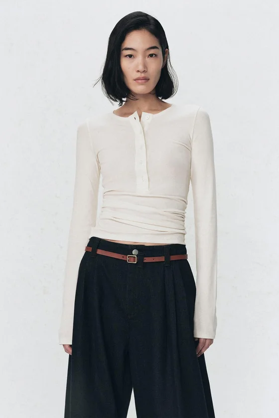 Футболка с воротником хенли от Zara «Soshiotsuki»