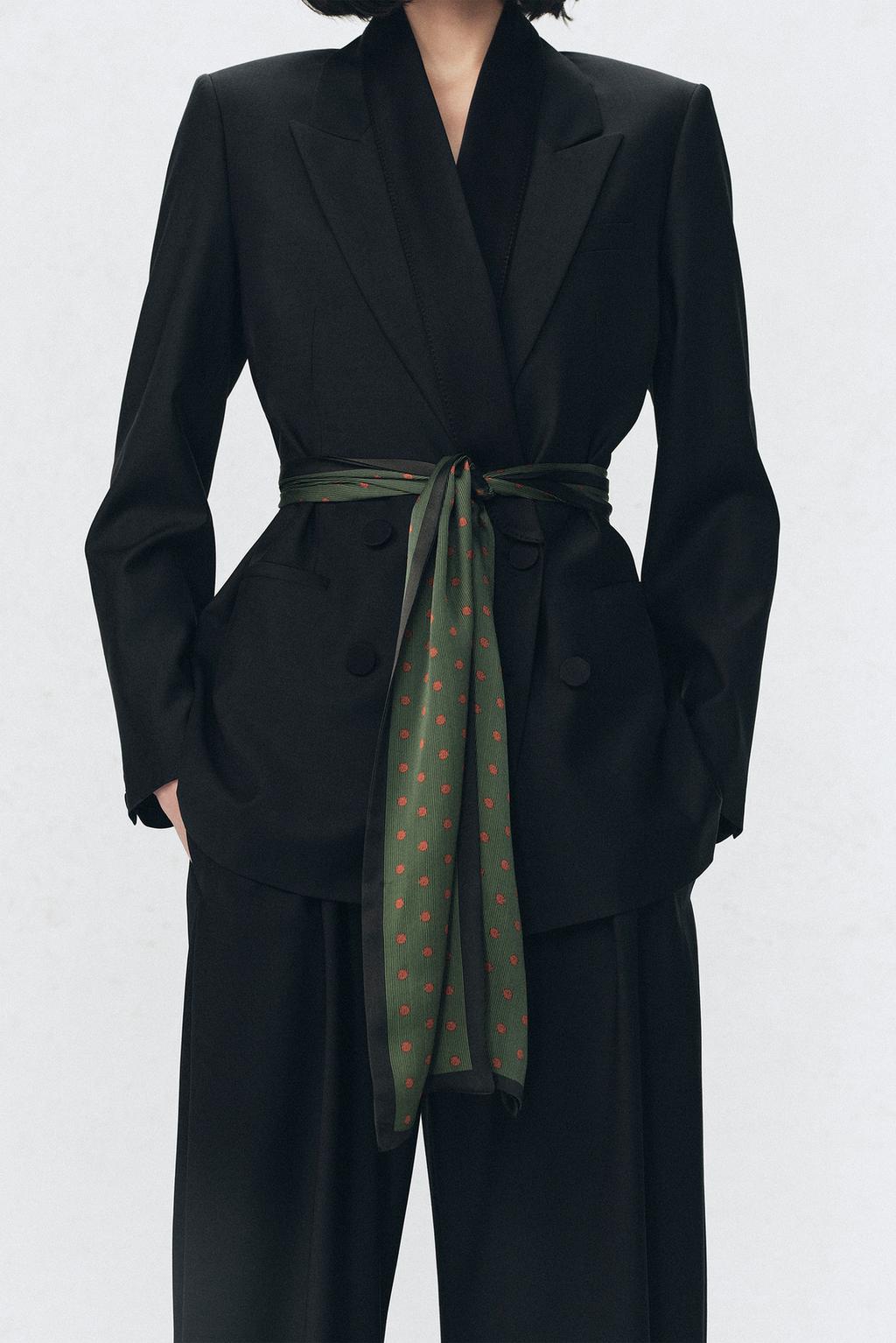 Шелковый шарф soshiotsuki x zara