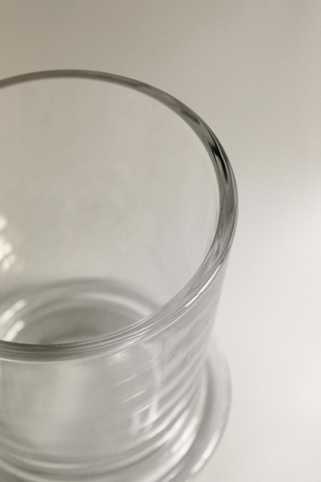 Прозрачная стеклянная чашка для капучино