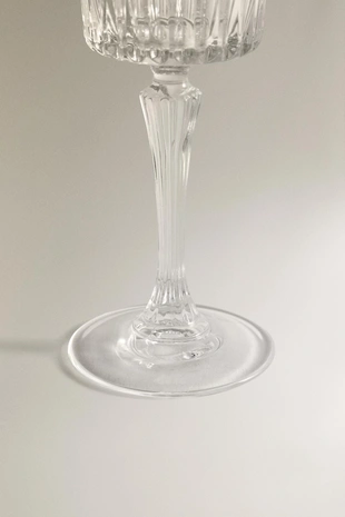 Винный стакан с поднятым узором из хрусталя- Заказать в России