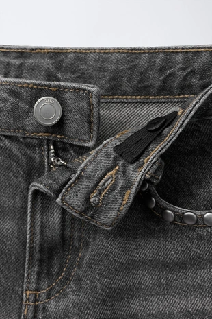 Джинсы STRAIGHT с заклепками- Заказать в России