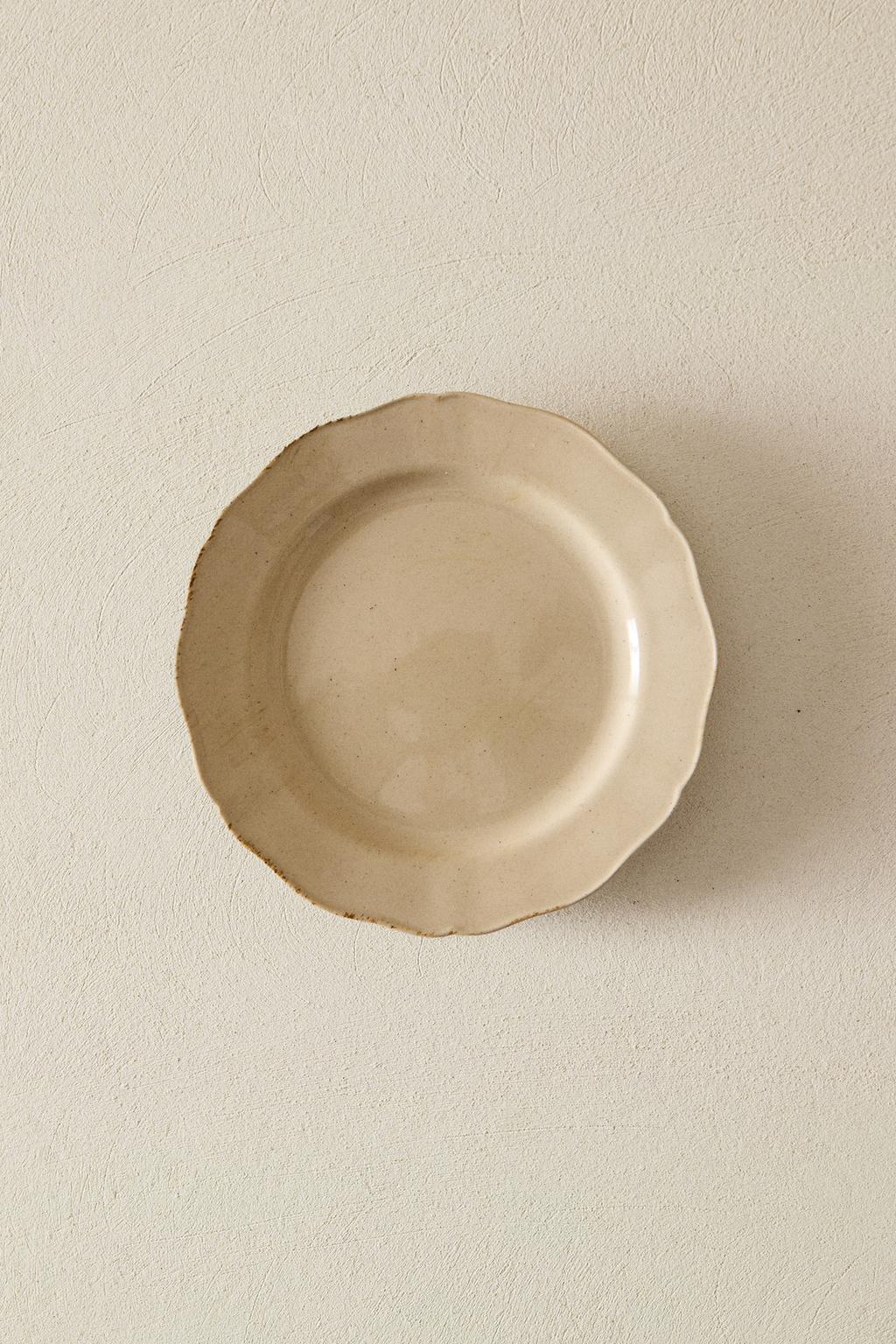 Керамическая десертная тарелка