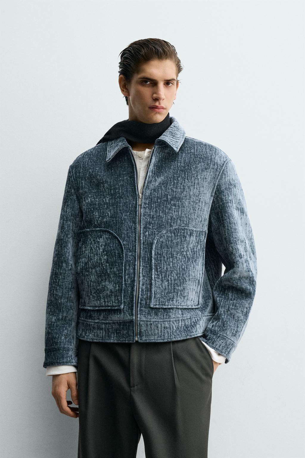 КУРТКА С РЕЛЬЕФНЫМ ФЛОКИРОВАННЫМ ПОКРЫТИЕМ