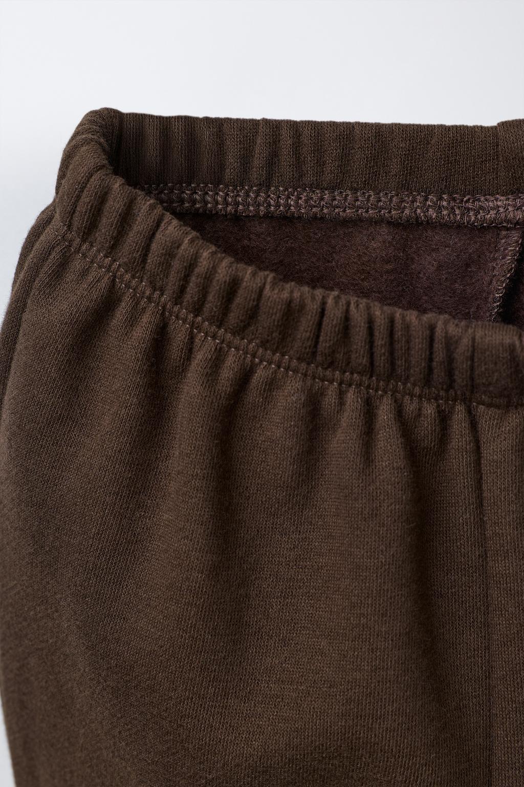 КОМПЛЕКТ ИЗ ТОЛСТОВКИ И БРЮК-ДЖОГГЕРОВ С ВЫШИВКОЙ В ВИДЕ МЕДВЕДЯ