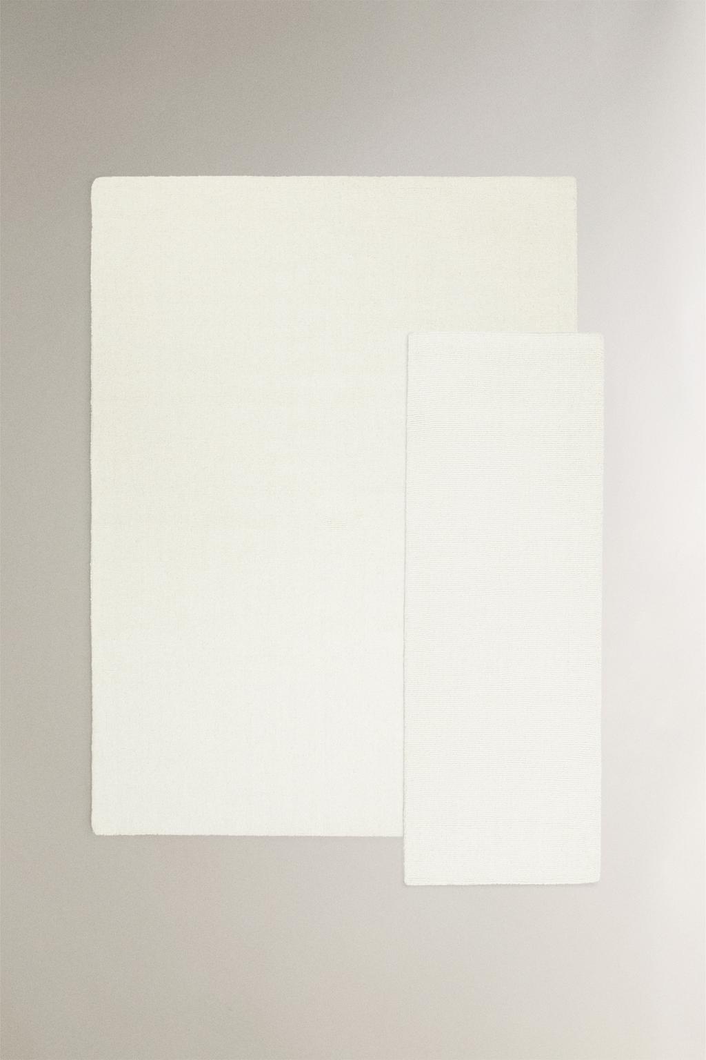 Шерстяной ковер