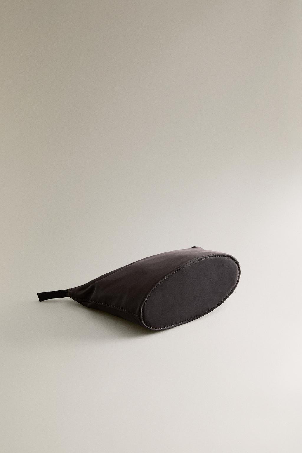 Сумка для стирки из атласа