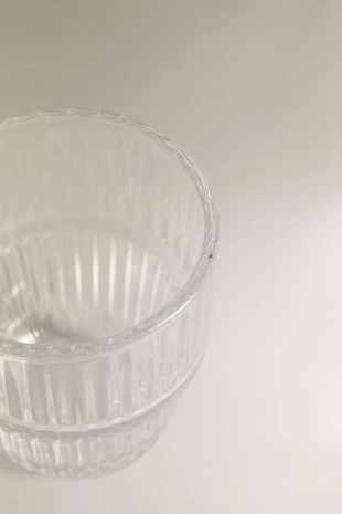 Стеклянная чашка для эспрессо с рельефным узором- Заказать в России