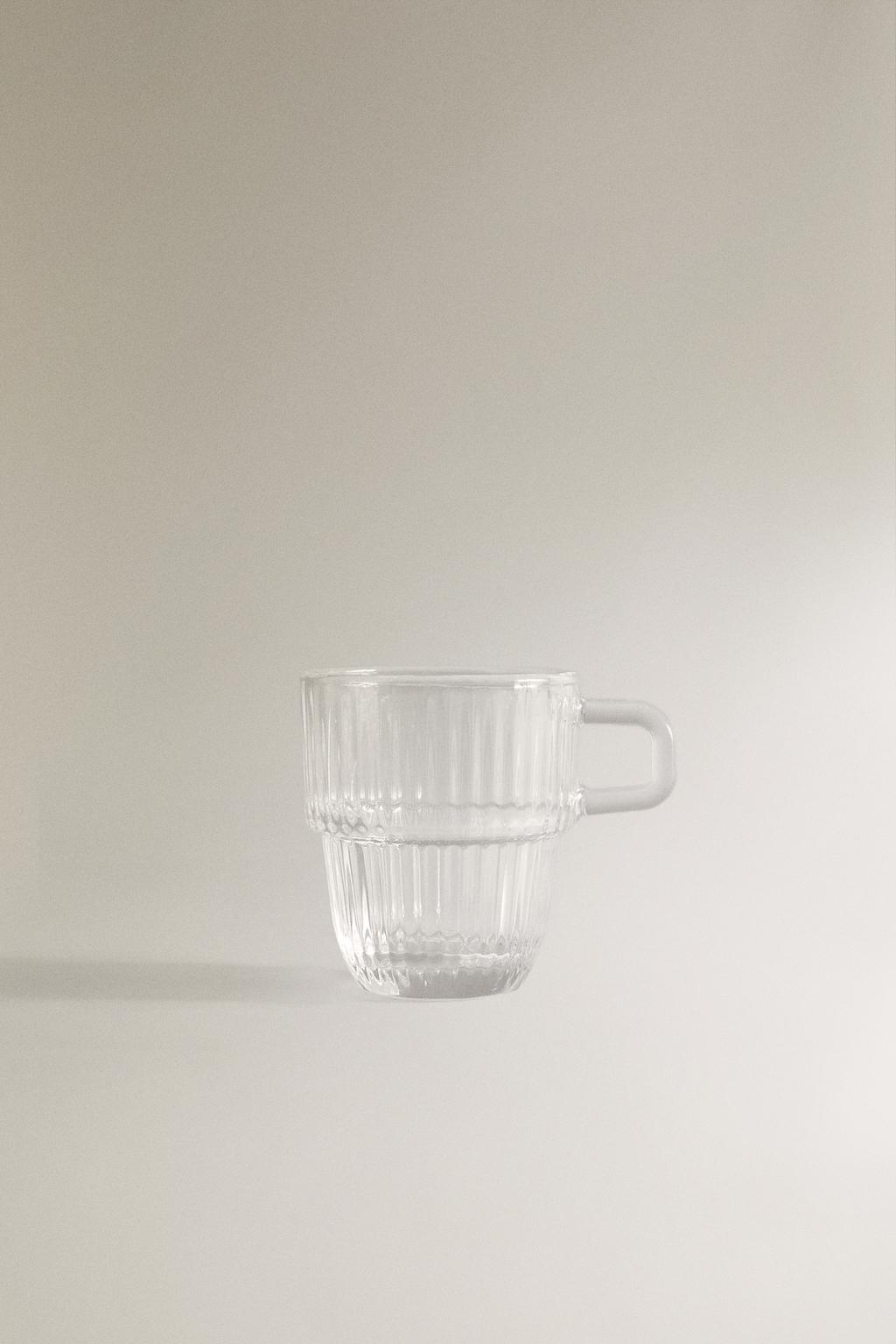Стеклянная чашка для эспрессо с рельефным узором