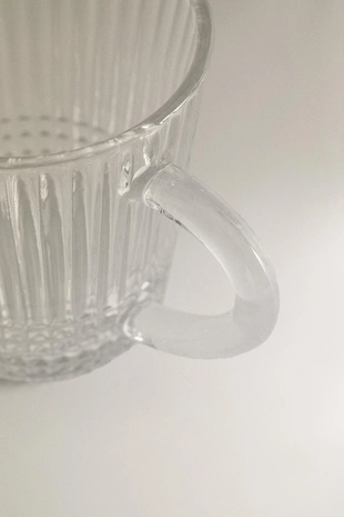 Стеклянный кружка с объемным геометрическим дизайном- Заказать в России