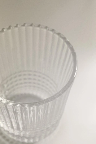 Стеклянный кружка с объемным геометрическим дизайном- Заказать в России