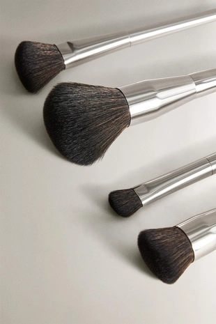 Набор кистей для макияжа (набор из 4 штук)- Заказать в России