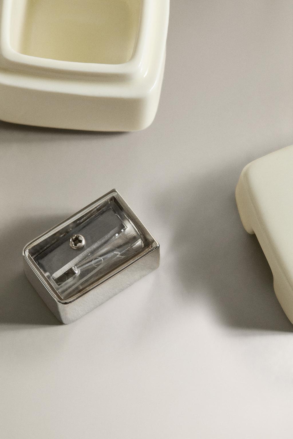 Точилка для макияжных карандашей из керамики