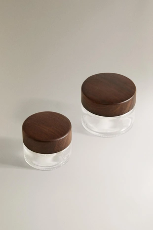 Стеклянная банка с деревянной крышкой- Заказать в России