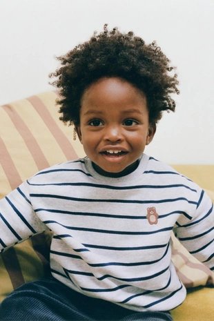 Толстовка в полоску с вышитым медведем- Заказать в России