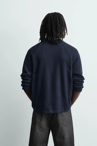 Поло с контрастным принтом- Заказать в России