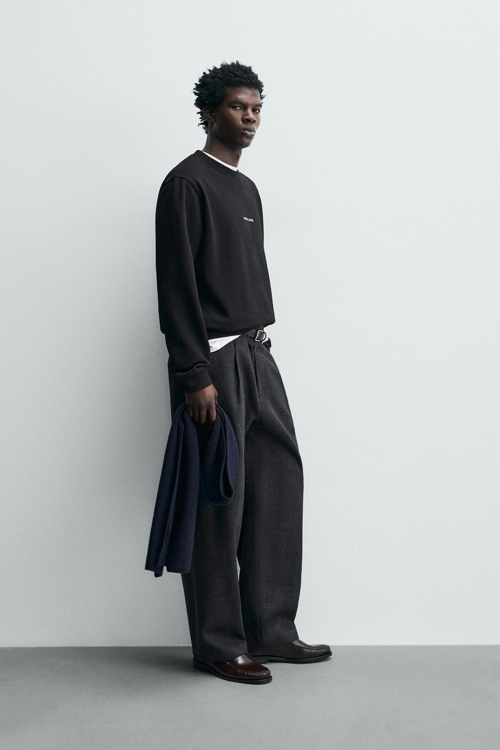 ТОЛСТОВКА КЛАССИЧЕСКОГО КРОЯ С ПРИНТОМ