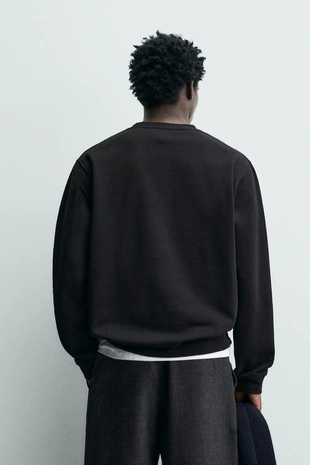 Толстовка классического кроя с принтом- Заказать в России