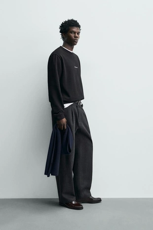 Толстовка классического кроя с принтом- Заказать в России