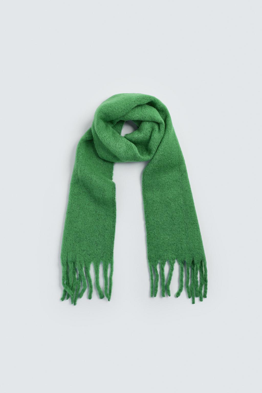 ШАРФ ИЗ ВОРСИСТОЙ ТКАНИ С БАХРОМОЙ