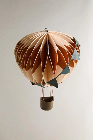 Бумажный декоративный шар на стену (16 см) с разноцветными полосками- Заказать в России