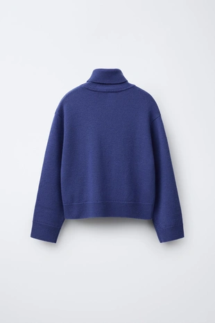 Свитер из 100% шерсти с воротником-стойкой- Заказать в России