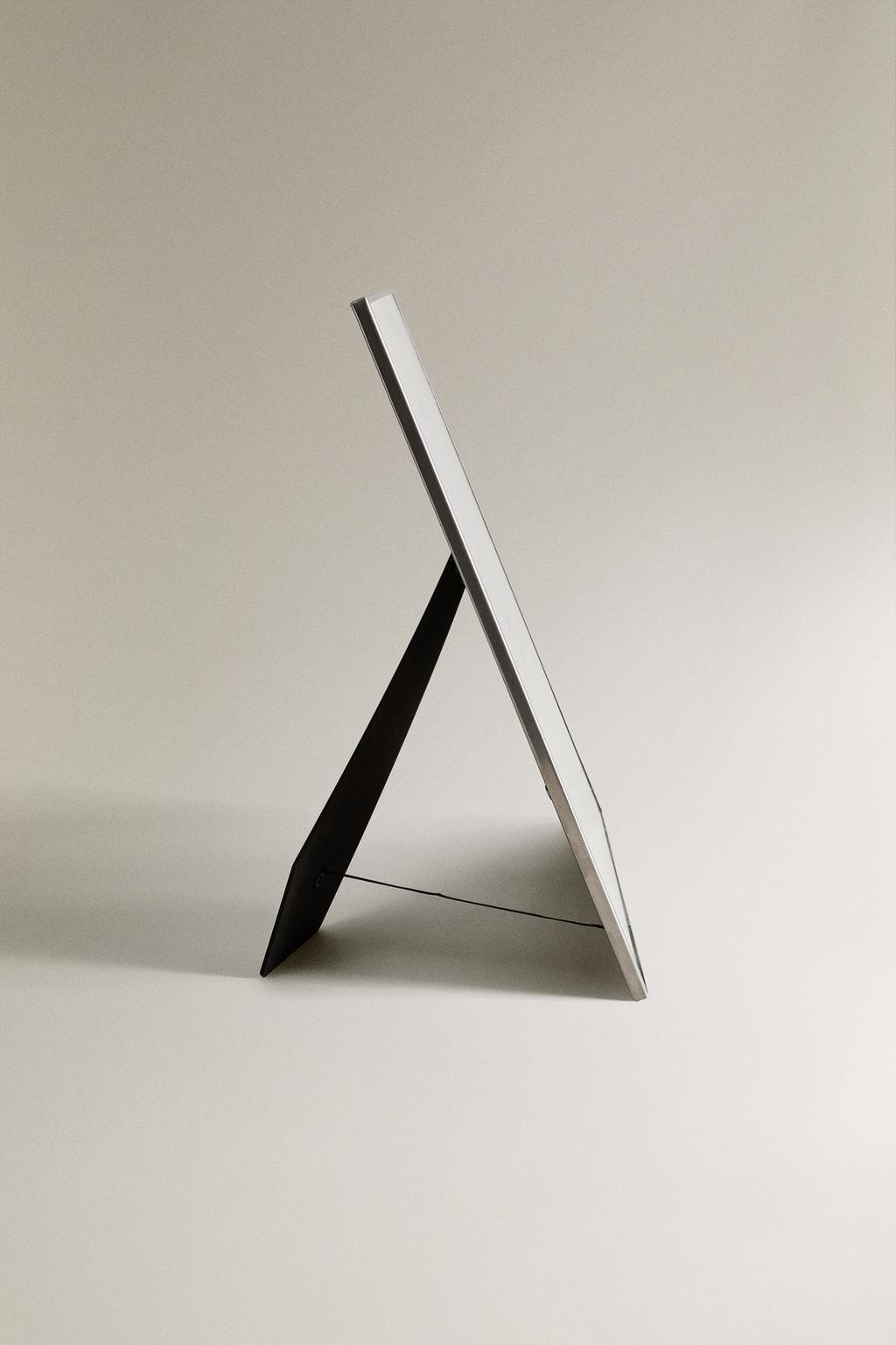 Серебряная фоторамка с сменными паспарту